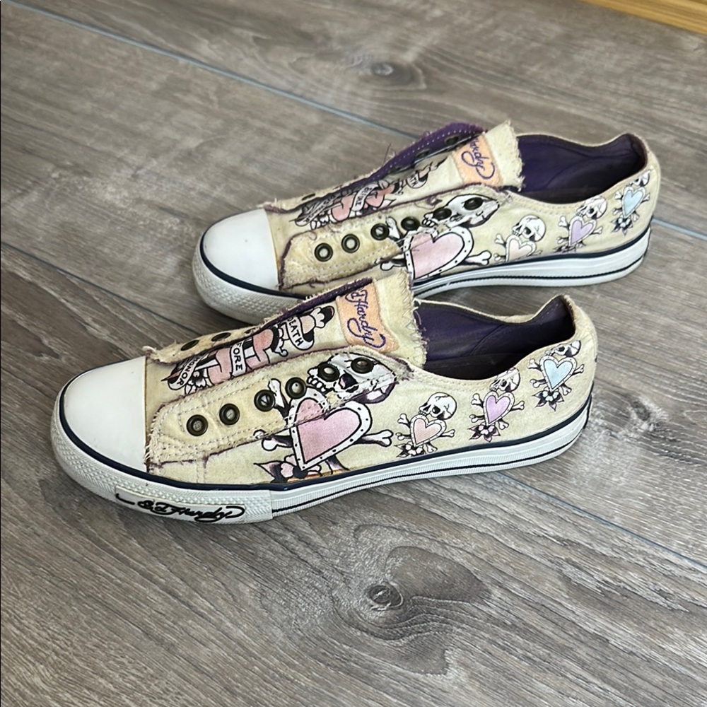 Ed Hardy Women’s Slip-On Shoes size 9